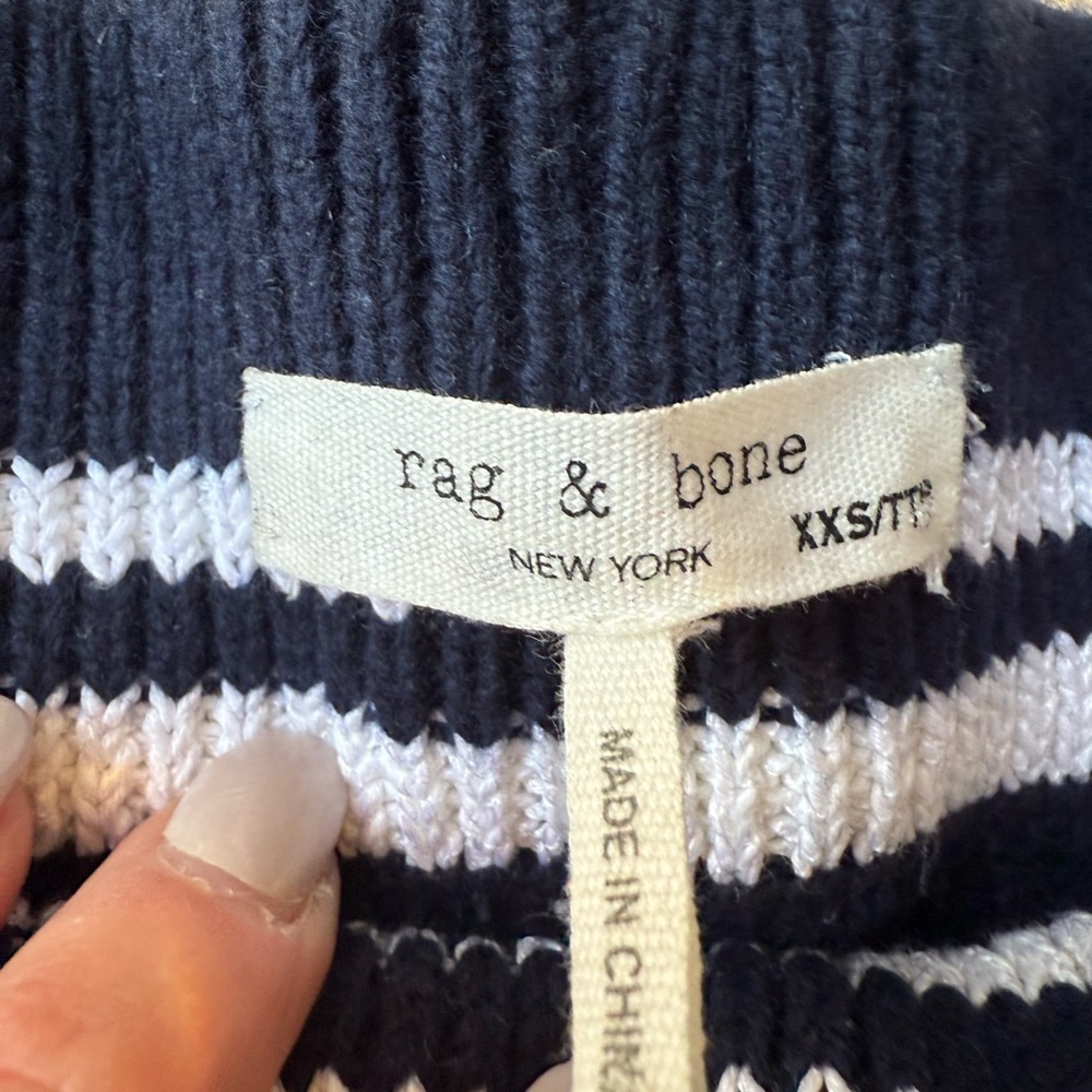 Rag & Bone Dark Blue‎ and White Knit Shorts - Picture 4 of 7